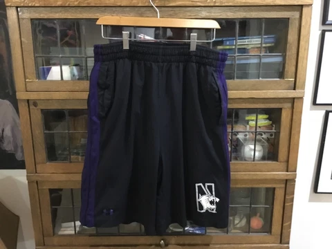 Northwestern Wildcats Black LOGO Under Armour Basketball Shorts SZ L - Cool Cover