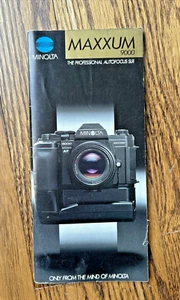 ￼ Minolta MAXXUM 9000 brochure 64 pages EUC! - Picture 1 of 4