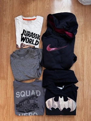 Nike & others boy’s casual clothing bundle Hoodie Shirt Size 7-8 - Image 1 of 4