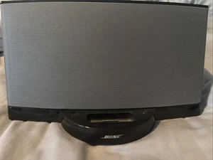 Bose sound Dock Series 2 Digital music System - Picture 1 of 2