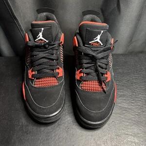Größe 5Y - Nike Air Jordan 4 Retro Mid Red Thunder Neu Mit Karton - Bild 1 von 8