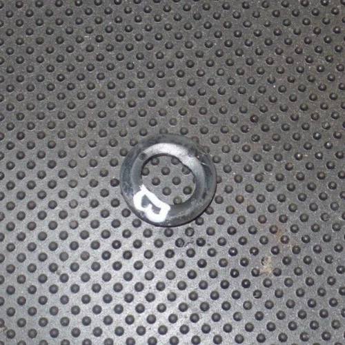 1984-1996 Corvette C4 Rear Glass Shock Mount Plastic Black Spacer GM 14049023 - Изображение 1 из 1