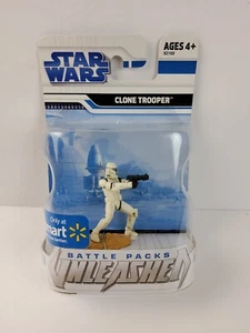 Star Wars Battle Packs Unleashed 2008 Clone Trooper Mini Figure Wal-Mart White - Picture 1 of 8