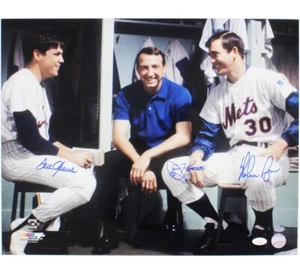 Tom Seaver, Jerry Koosman & Nolan Ryan Signed New York Mets Unframed 16x20 Photo - Picture 1 of 3