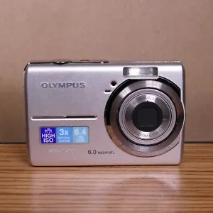 OLYMPUS FE-190 6.0MP Compact Digital Camera Silver - For Spares or Repair - Picture 1 of 6