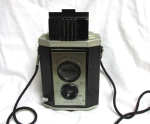 VINTAGE 1940er KODAK BROWNIE REFLEXKAMERA - Bild 1 von 4