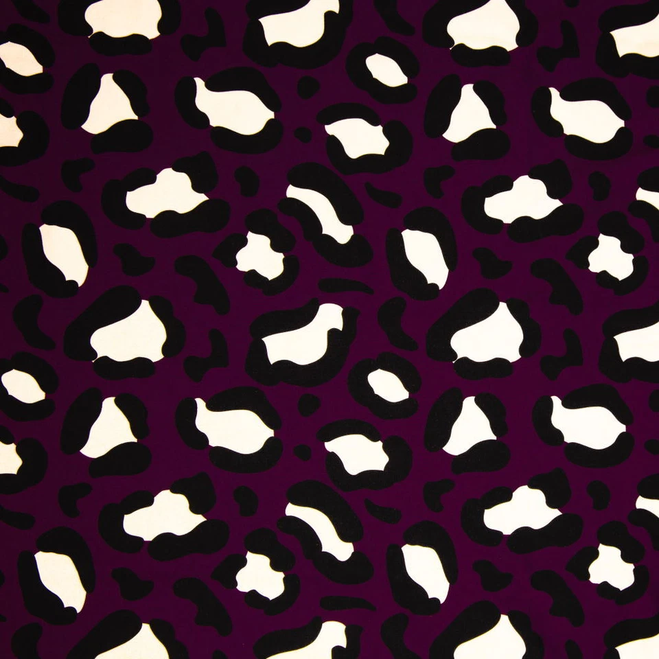 0,5m Modalsweat mit Leomuster, bordeaux/lila, Sandra, 100938 (21,50 EUR/m) - Bild 1 von 1