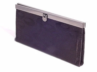 CARTERA MUJER ESTAMPADO LONA NEGRA #W217-1/18-AA  Foto 1 de 4