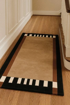 Hand Tufted carpet for living room bederoom - Image 1 of 4