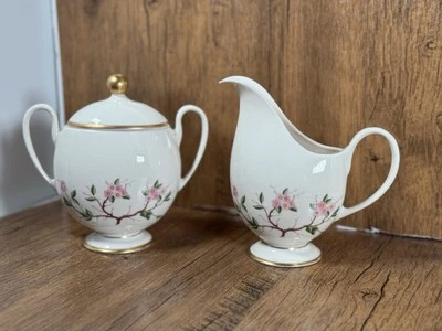 Azúcar Franciscan Woodside y crema rosa floral China Foto 1 de 4