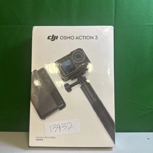DJI Osmo Action 3 Adventure Combo Action Camera (New) - Picture 1 of 3