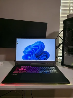 Asus Rog Strix g17 RTX 3060 Ryzen 9 5900HX 16gb 256Gb FHD 144HZ Gaming, READ - Image 1 of 4