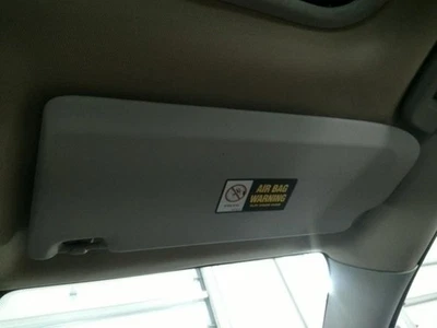 Passenger Sun Visor With Illumination Fits 04-06 VOLVO 40 SERIES 104863270 - Image 1 of 4