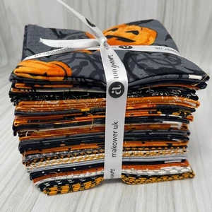 Halloween Fat Quarter Bundle Midnight Haunt - 24 Fat Quarters, Makower UK Fabric - Picture 1 of 9