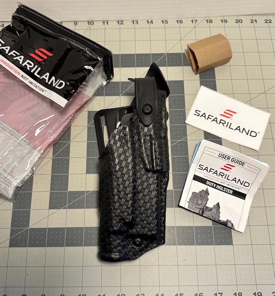 Safariland® 6360 ALS®/SLS Level-3 RH Duty Holster STX BSK, GLOCK 20, 21 w/ LIGHT - Image 1 of 4