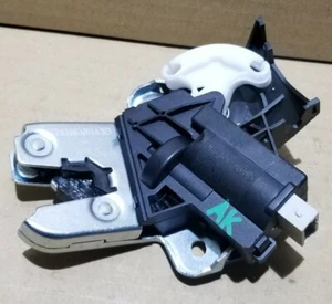 SEAT EXEO SALOON TAILGATE BOOTLID BOOT LOCK MECHANISM 4F5827505D 4F5 827 505D - Picture 1 of 12