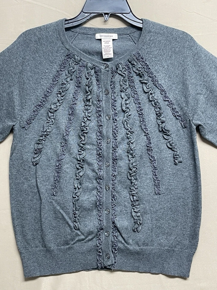 Cárdigan con botones Covington suéter con volantes de encaje para mujer talla L media manga gris Foto 1 de 4