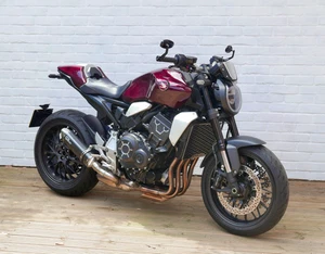 2023 Honda CB1000R SC80 NSC Bordeaux Red 1750 miles Japan Built (Private Sale) - Picture 1 of 16