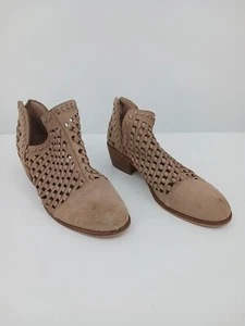 Vince Camuto Women Bootie Size 8 Light Brown Leather Back Zipper - Picture 1 of 11