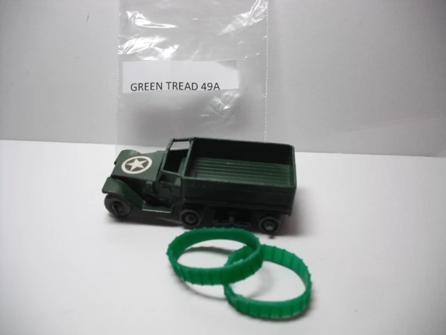 ¡NUEVAS BANDAS DE RODADURA! Matchbox #49A M3Personnel Carrier VERDES BANDAS DE RODADURA DE REPUESTO UN PAR Foto 1 de 1