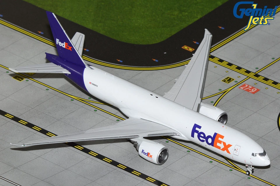 GeminiJets 1 400 FedEx Boeing 777F N895FD GJFDX2304 Diecast Scale Aircraft Model