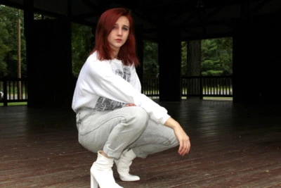 Jeans retro cónicos MAMÁ 27x31 vintage años 80 CHIC gris claro lavado ácido cintura alta Foto 1 de 4