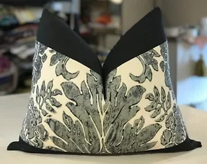ONE SCALAMANDRE GRAFITO "LUCA" VENETIAN HAND BLOCKED LINEN CUSTOM LUMBAR PILLOW - Picture 1 of 2