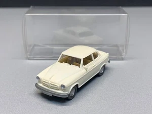 Borgward Isabella Limousine 2-Türer sedan coupe classic car hell Wiking H0 1:87 - Picture 1 of 12