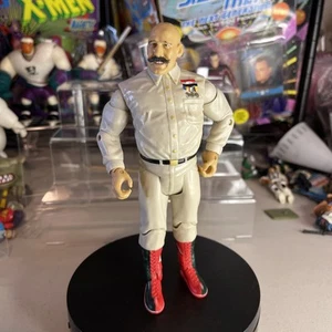 WWE Jakks Pacific Iron Shiek Col. Mustafa Actionfigur 2004 lose Figur - Bild 1 von 6