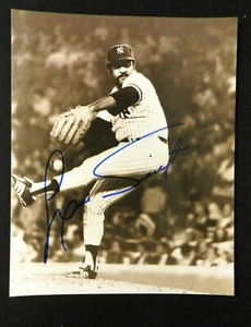LUIS TIANT SIGNED AUTOGRAPHED BASEBALL PHOTO N Y YANKEES - Picture 1 of 1