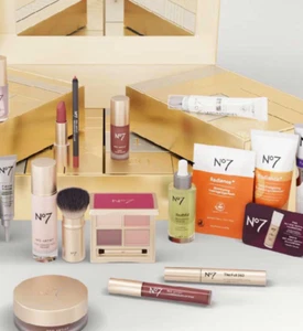 No7 The Ultimate 25 Day Beauty Advent Calendar 2024 - Brand New - Picture 1 of 24