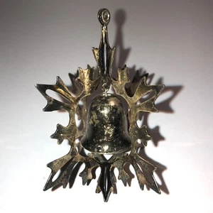 Adorno Campana Copo de Nieve Caña y Barton Plata De Colección, Cuarta Edición 3 1/2" - Imagen 1 de 11