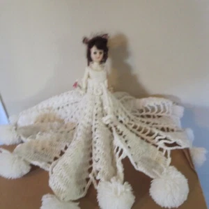 Vintage doll Brown Hair with knitted outfit 8"H - Picture 1 of 6