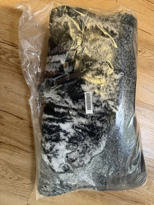 Chaqueta polar con capucha reversible Supreme BB Simon negra talla pequeña en mano  Foto 1 de 4