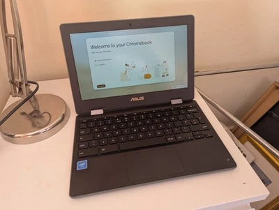 Chromebook C214M ASUS Flip Dark-Grey 11.6" 4GB Ram WiFi 32GB Laptop - Image 1 of 4