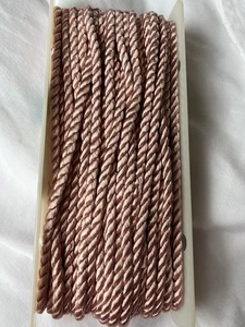 Wrights Large Twist Cord 1/4" Wide 21 Yards Pink Shiny NOS Trim Upholstery - Picture 1 of 3