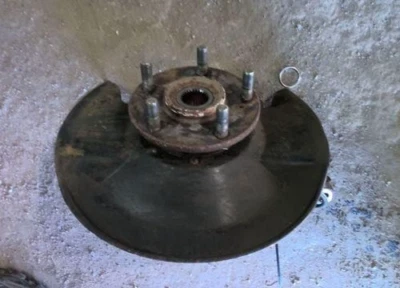 Honda Element 2003-2011 pasajero husillo delantero derecho nudillo usado Foto 1 de 2