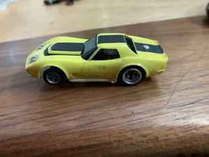 Aurora AFX Corvette - Picture 1 of 4