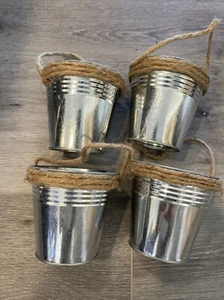 farmhouse Decoration - Picture 1 of 3