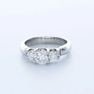 1.84ct H-SI1 Round Natural Certified Diamonds 18kw Gold Classic Engagement Ring - Picture 1 of 3