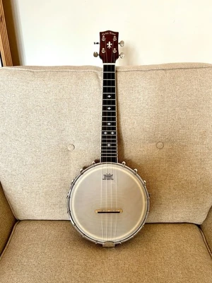 Gold Tone Banjolele BUC DLX Concert Scale Open Back Banjo Ukulele TGI Hard Case - Image 1 of 4