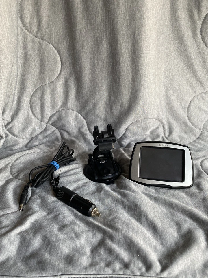 GARMIN STREET PILOT GPS UNIT C330 GOOD WORKING ORDER - Image 1 of 4