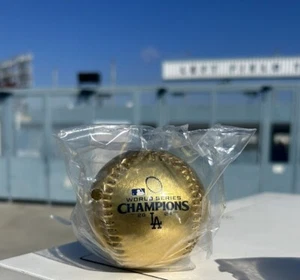 🔥2024 LOS ANGELES DODGERS WORLD SERIES CHAMPIONS GOLD REPLICA BASEBALL - Picture 1 of 2