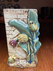 Portamatite/vaso in ceramica rane su camino - Foto 1 di 7