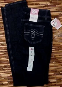 SO JUNIOR BLACK SKINNY LEG, FITTED HIP & THIGH, STRETCH DENIM JEANS LIST $36 - Picture 1 of 6