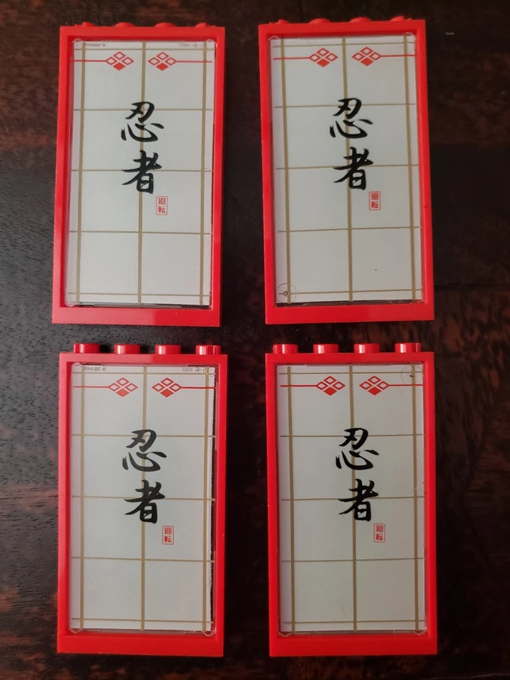 LEGO Ninjago 1x4x6 Ventana de Cristal con Logograma (57895pb005) 2507 2504 2520 Lote de 4 Foto 1 de 1