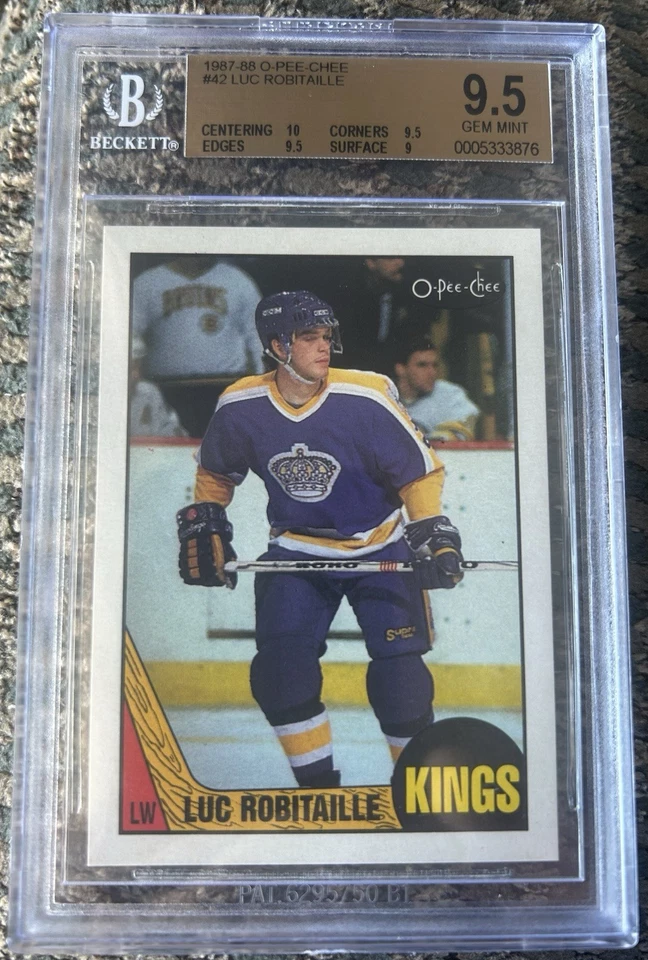 1987-88 O-PEE-CHEE LUC ROBITAILLE #42 RC ROOKIE BGS 9,5 con patio sub 10 Foto 1 de 2