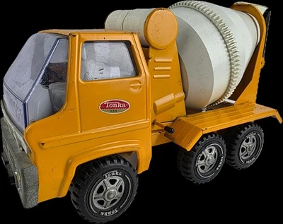 Vintage 1970s Tonka Orange Cement Mixer Concrete Pressed Steel Truck - Image 1 of 4