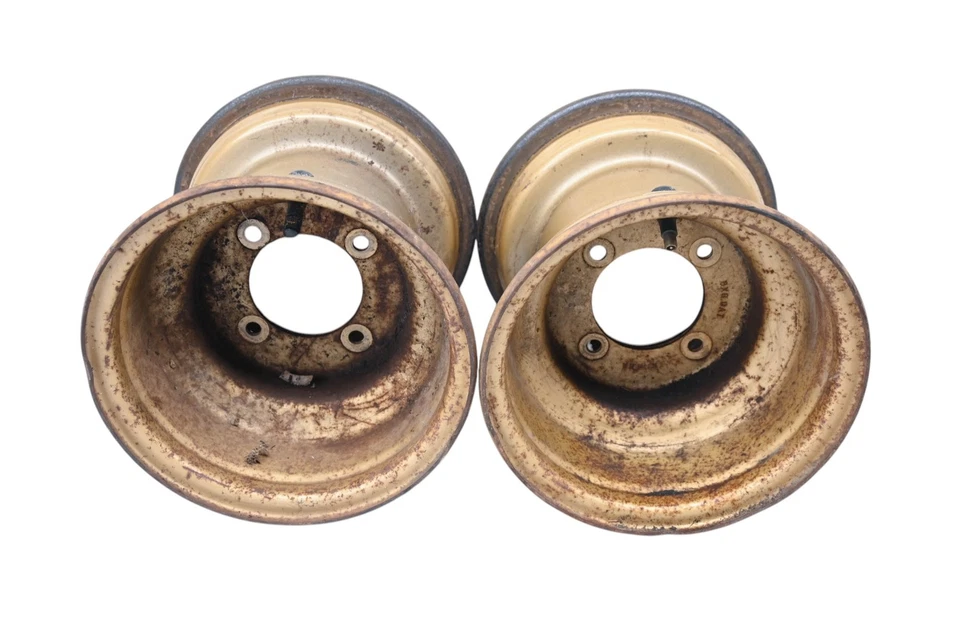 Llantas traseras 85 Honda ATC125M 8X8 4/100 Foto 1 de 4