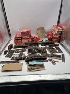 HORNBY DUBLO OO GAUGE 2 RAIL TRACK BUNDLE HUGE INC 28 POINTS PLEASE READ  - Picture 1 of 15